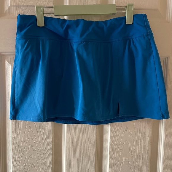 Lands' End Other - Lands’ End swim skirt • Women’s size 10
